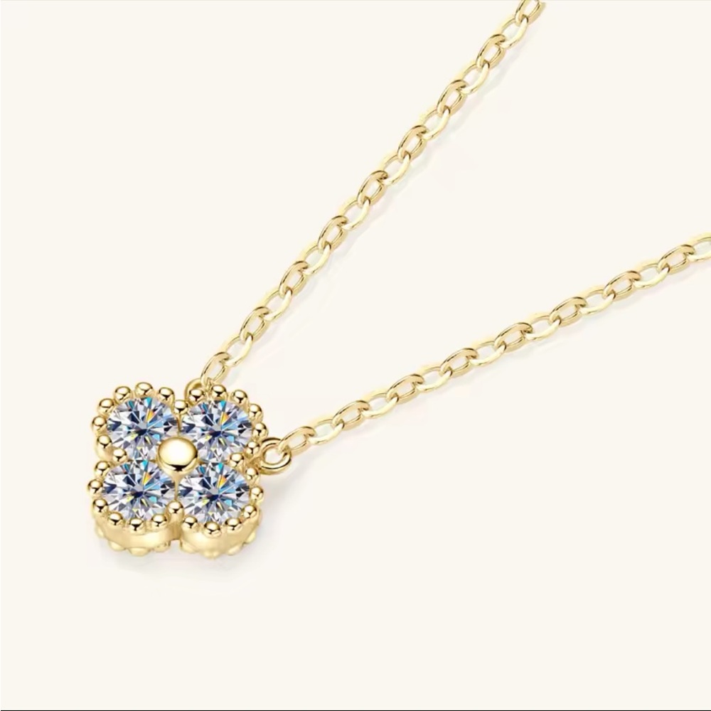 NWOT 1.2 CT Moissanite Clover Necklace 18k rose gold pltd sterling silver 16”18” - Picture 5 of 16